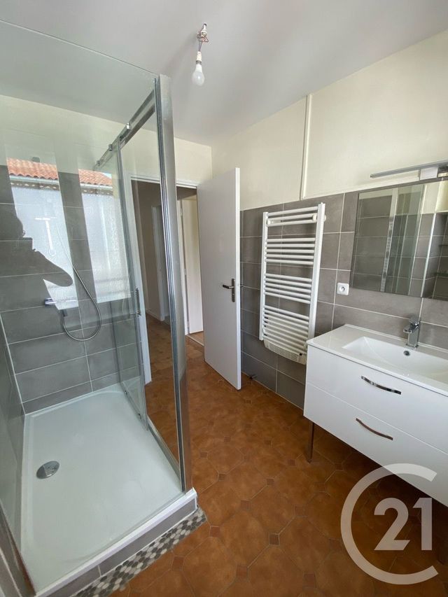 Maison &agrave; louer - 5 pi&egrave;ces - 118 m2 - Renneville - 31 - MIDI-PYRENEES