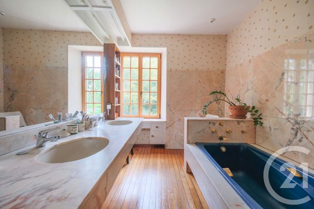 Maison &agrave; vendre - 12 pi&egrave;ces - 425 m2 - St Sauveur Le Vicomte - 50 - BASSE-NORMANDIE
