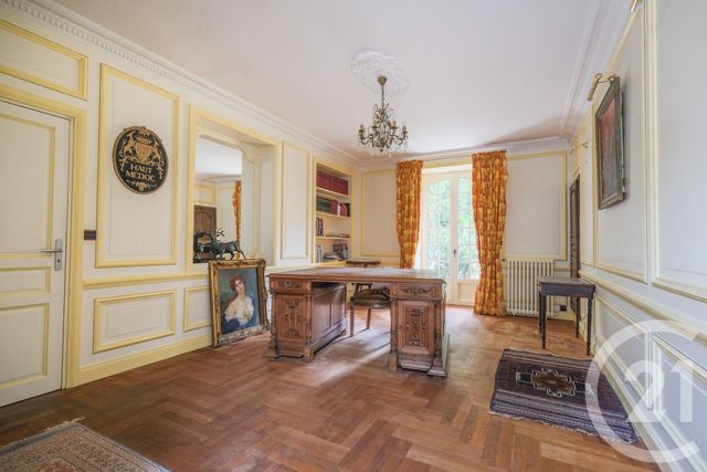 Maison &agrave; vendre - 12 pi&egrave;ces - 425 m2 - St Sauveur Le Vicomte - 50 - BASSE-NORMANDIE