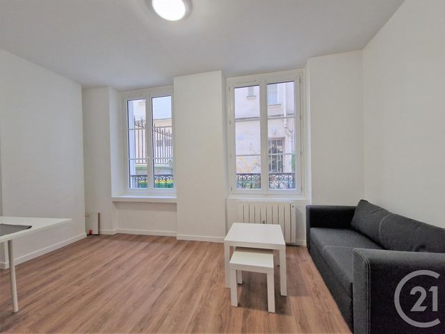 Appartement F2 &agrave; louer - 2 pi&egrave;ces - 23,76 m2 - Paris - 75011 - ILE-DE-FRANCE