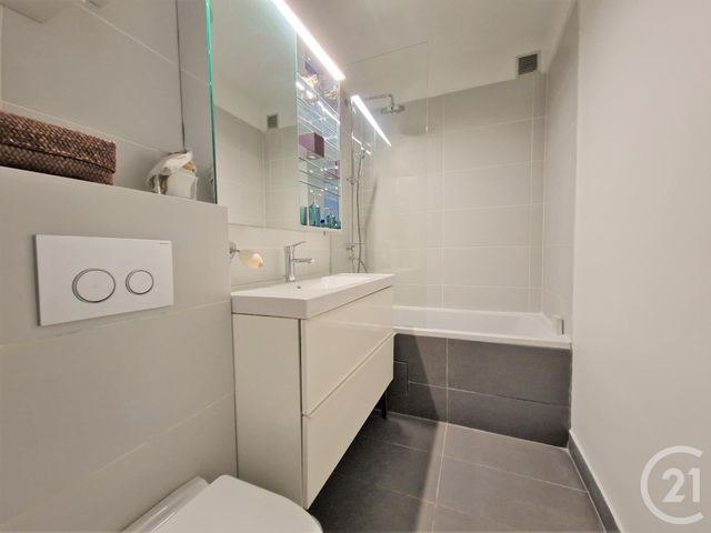 Appartement F2 &agrave; louer - 2 pi&egrave;ces - 43,40 m2 - St Maur Des Fosses - 94 - ILE-DE-FRANCE