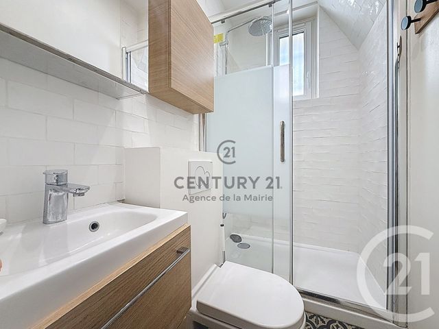 Appartement F2 &agrave; louer - 2 pi&egrave;ces - 42,72 m2 - Paris - 75011 - ILE-DE-FRANCE