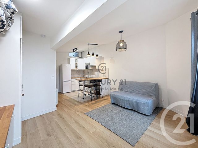 Appartement F1 &agrave; louer - 1 pi&egrave;ce - 24,96 m2 - Fontenay Sous Bois - 94 - ILE-DE-FRANCE