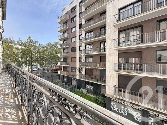 Appartement F3 &agrave; louer - 3 pi&egrave;ces - 68,24 m2 - Paris - 75011 - ILE-DE-FRANCE