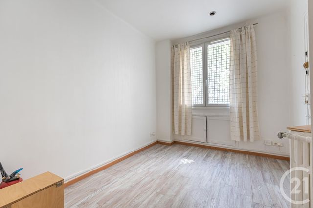 Appartement Local à vendre - 3 pièces - 55,79 m2 - Paris - 75017 - ILE-DE-FRANCE