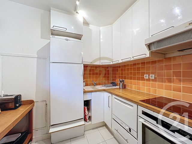 Appartement T2 &agrave; louer - 2 pi&egrave;ces - 44,41 m2 - Paris - 75015 - ILE-DE-FRANCE