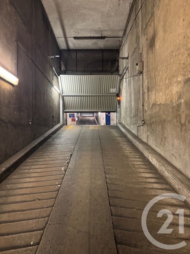 Parking &agrave; louer - 11,32 m2 - Paris - 75015 - ILE-DE-FRANCE