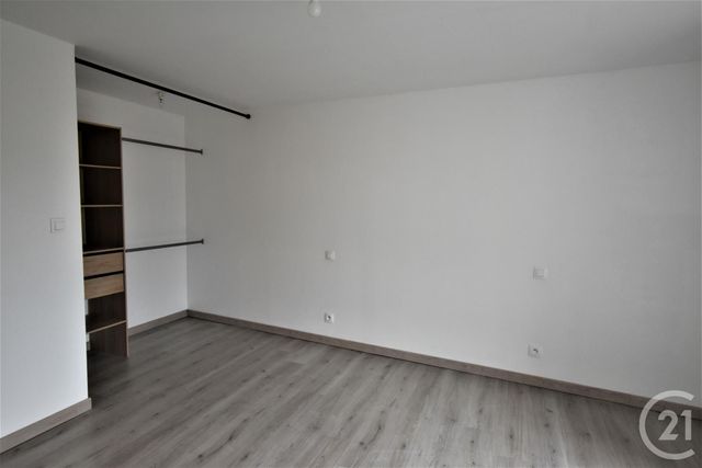 Maison &agrave; louer - 3 pi&egrave;ces - 86 m2 - Astille - 53 - PAYS-DE-LOIRE