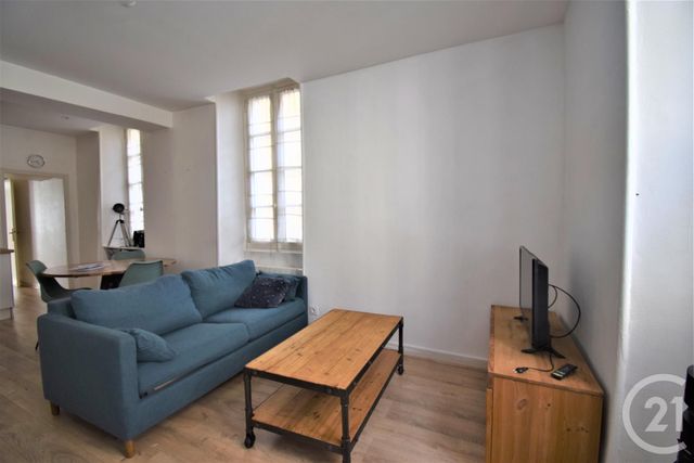 Appartement F3 à louer - 3 pièces - 54,70 m2 - Laval - 53 - PAYS-DE-LOIRE