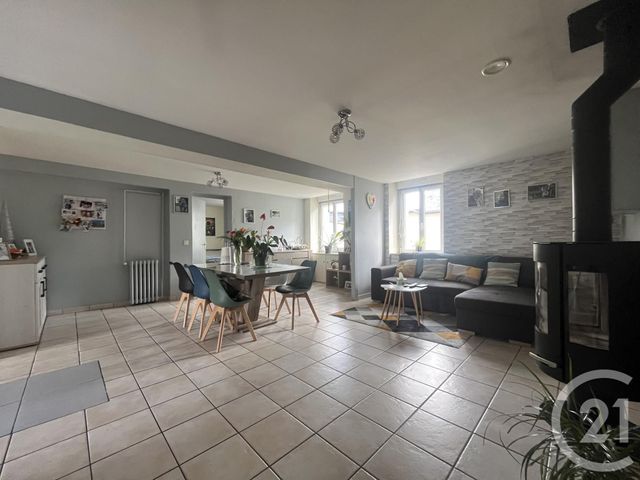 Maison &agrave; vendre - 4 pi&egrave;ces - 102 m2 - Le Bourgneuf La Foret - 53 - PAYS-DE-LOIRE