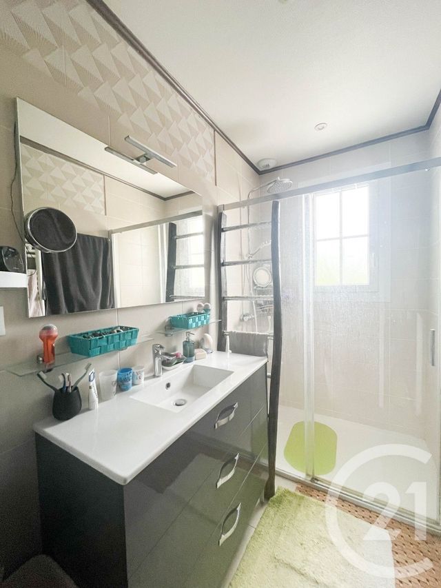 Maison à vendre - 5 pièces - 98,35 m2 - Bonchamp Les Laval - 53 - PAYS-DE-LOIRE