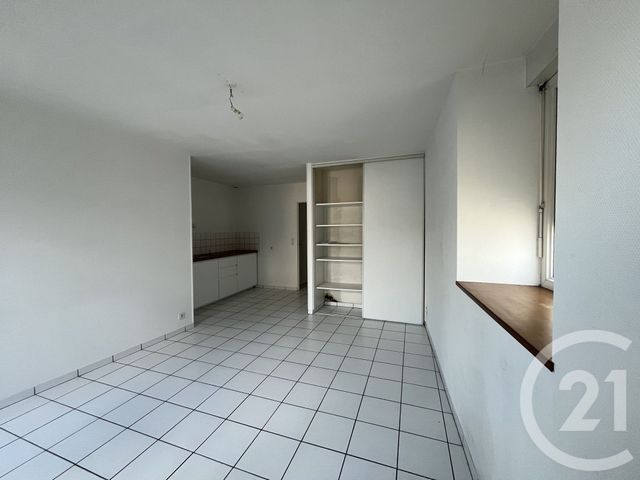 Appartement F2 &agrave; louer - 2 pi&egrave;ces - 41,11 m2 - St Berthevin - 53 - PAYS-DE-LOIRE