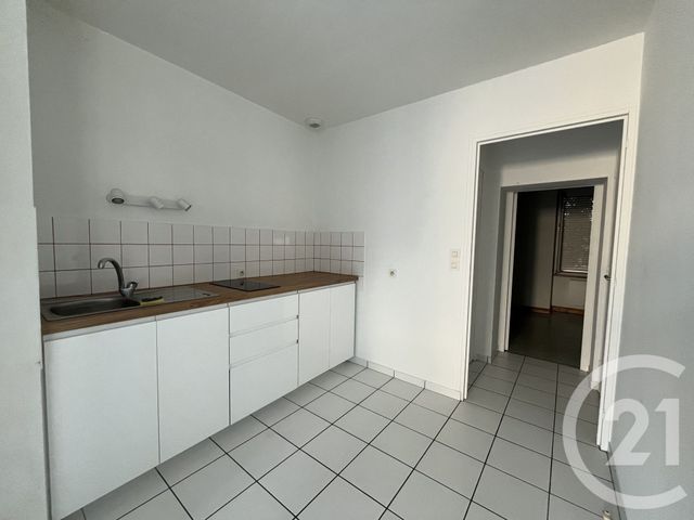 Appartement F2 &agrave; louer - 2 pi&egrave;ces - 41,11 m2 - St Berthevin - 53 - PAYS-DE-LOIRE