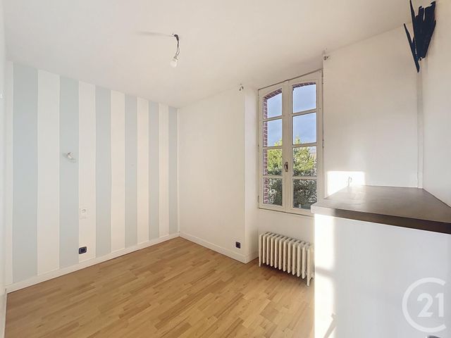 Maison à vendre - 8 pièces - 122 m2 - St Pierre La Cour - 53 - PAYS-DE-LOIRE