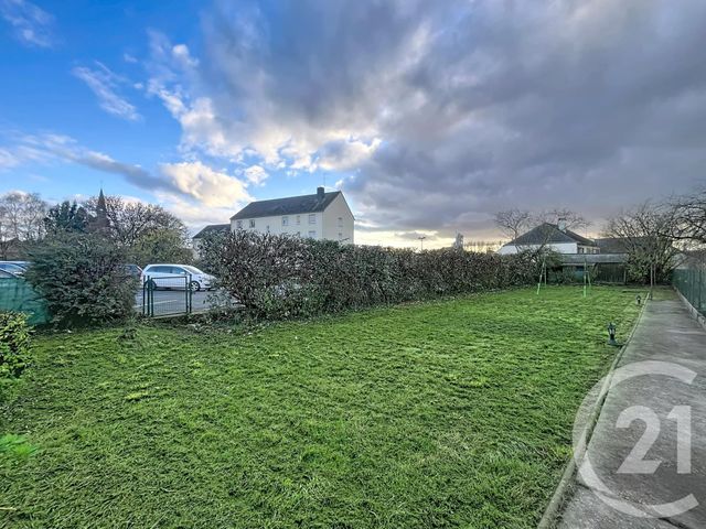 Maison à vendre - 8 pièces - 122 m2 - St Pierre La Cour - 53 - PAYS-DE-LOIRE