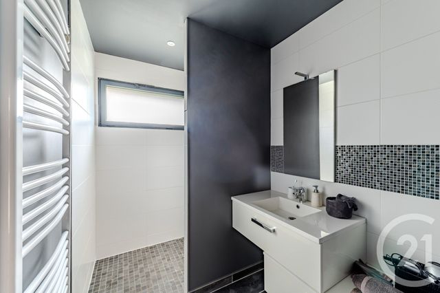 Maison à vendre - 7 pièces - 331,88 m2 - Laval - 53 - PAYS-DE-LOIRE