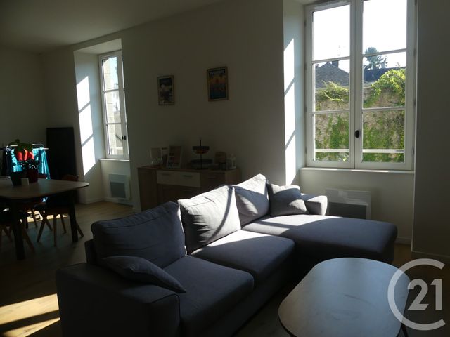 Appartement T3 à louer - 3 pièces - 72,49 m2 - Laval - 53 - PAYS-DE-LOIRE