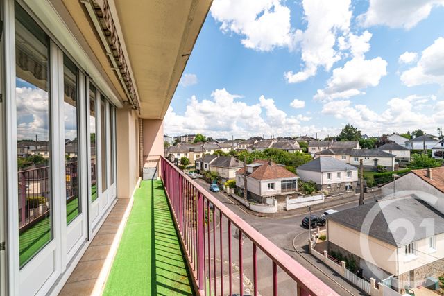 Appartement T3 à louer - 3 pièces - 64,64 m2 - Laval - 53 - PAYS-DE-LOIRE