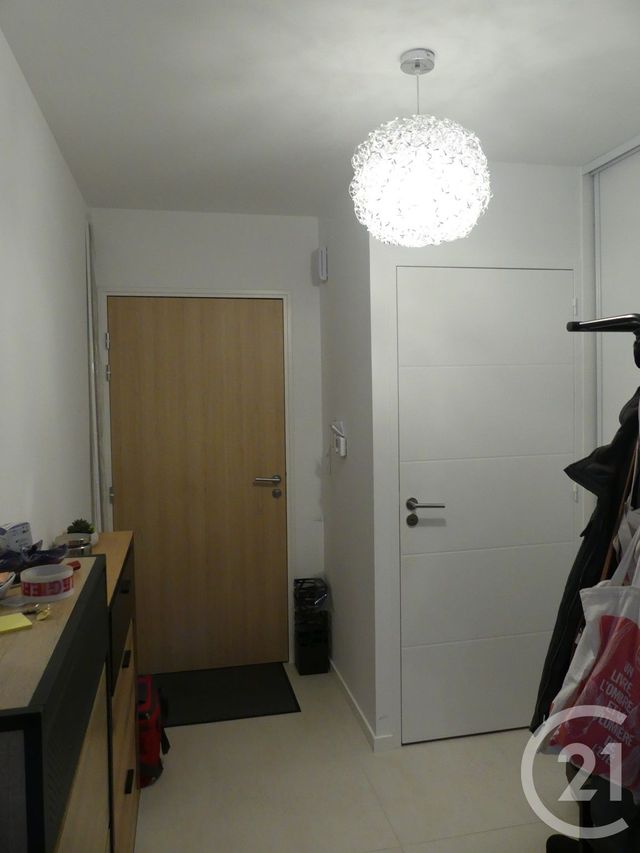 Appartement T4 à louer - 4 pièces - 94,74 m2 - Laval - 53 - PAYS-DE-LOIRE