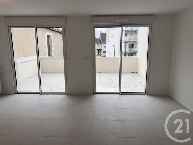 Appartement T4 à louer - 4 pièces - 94,74 m2 - Laval - 53 - PAYS-DE-LOIRE