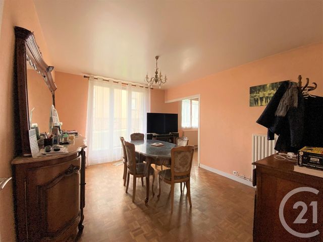 Appartement T3 à vendre - 3 pièces - 63,49 m2 - St Berthevin - 53 - PAYS-DE-LOIRE