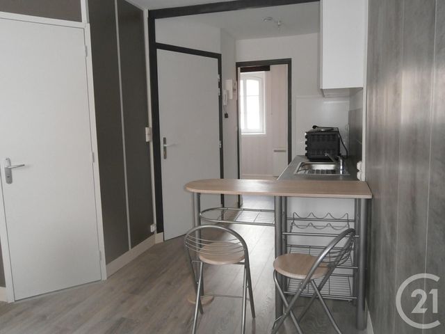 Appartement F2 à louer - 2 pièces - 29,39 m2 - Laval - 53 - PAYS-DE-LOIRE