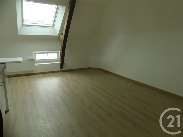 Appartement T2 à louer - 2 pièces - 34,77 m2 - St Berthevin - 53 - PAYS-DE-LOIRE