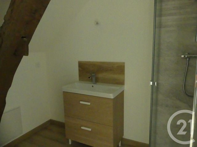 Appartement T2 à louer - 2 pièces - 34,77 m2 - St Berthevin - 53 - PAYS-DE-LOIRE