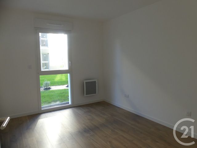 Appartement F3 &agrave; louer - 3 pi&egrave;ces - 65,87 m2 - Laval - 53 - PAYS-DE-LOIRE