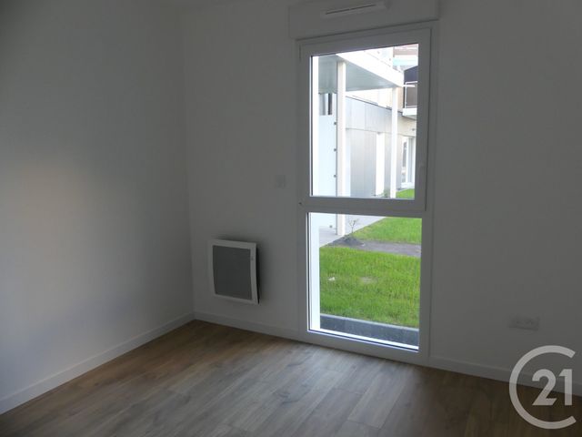 Appartement F3 &agrave; louer - 3 pi&egrave;ces - 65,87 m2 - Laval - 53 - PAYS-DE-LOIRE