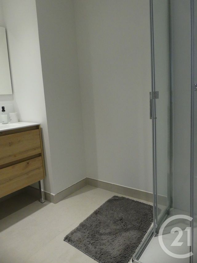 Appartement T1 &agrave; louer - 2 pi&egrave;ces - 34,72 m2 - Laval - 53 - PAYS-DE-LOIRE