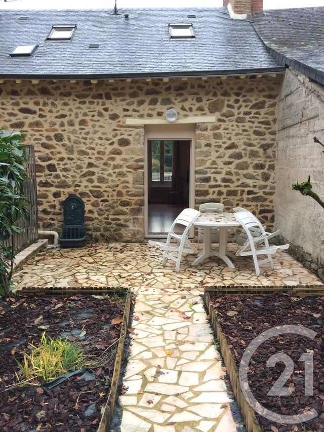 Maison &agrave; louer - 3 pi&egrave;ces - 63,97 m2 - Chailland - 53 - PAYS-DE-LOIRE