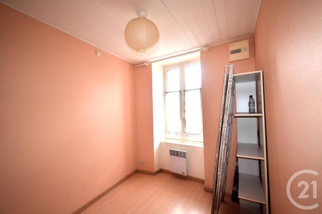 Maison &agrave; louer - 3 pi&egrave;ces - 63,97 m2 - Chailland - 53 - PAYS-DE-LOIRE