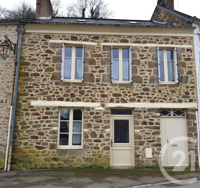 Maison &agrave; louer - 3 pi&egrave;ces - 63,97 m2 - Chailland - 53 - PAYS-DE-LOIRE