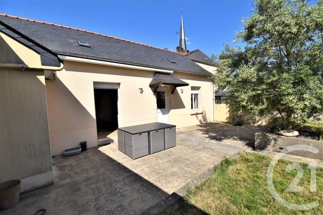 Maison &agrave; louer - 3 pi&egrave;ces - 88 m2 - Bazougers - 53 - PAYS-DE-LOIRE