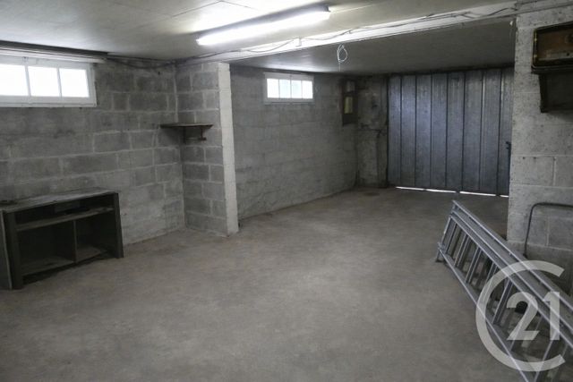 Maison &agrave; louer - 4 pi&egrave;ces - 110 m2 - St Berthevin - 53 - PAYS-DE-LOIRE