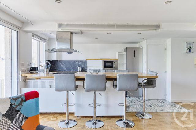 Appartement F5 &agrave; louer - 5 pi&egrave;ces - 103 m2 - Laval - 53 - PAYS-DE-LOIRE