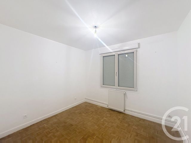 Maison &agrave; louer - 6 pi&egrave;ces - 121,40 m2 - Torce Viviers En Charnie - 53 - PAYS-DE-LOIRE