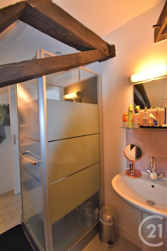 Appartement Studio &agrave; louer - 1 pi&egrave;ce - 18,32 m2 - Laval - 53 - PAYS-DE-LOIRE
