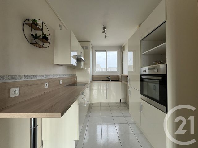 Appartement T3 &agrave; louer - 3 pi&egrave;ces - 63,65 m2 - Laval - 53 - PAYS-DE-LOIRE
