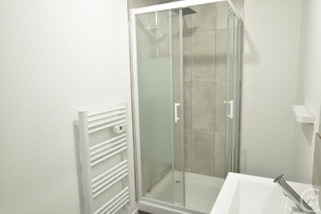 Appartement F2 &agrave; louer - 2 pi&egrave;ces - 34,73 m2 - Andouille - 53 - PAYS-DE-LOIRE