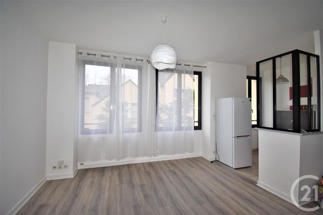 Appartement F2 &agrave; louer - 2 pi&egrave;ces - 47,66 m2 - Laval - 53 - PAYS-DE-LOIRE