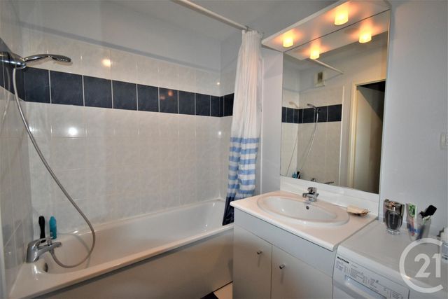 Appartement F2 &agrave; louer - 2 pi&egrave;ces - 51,97 m2 - Laval - 53 - PAYS-DE-LOIRE