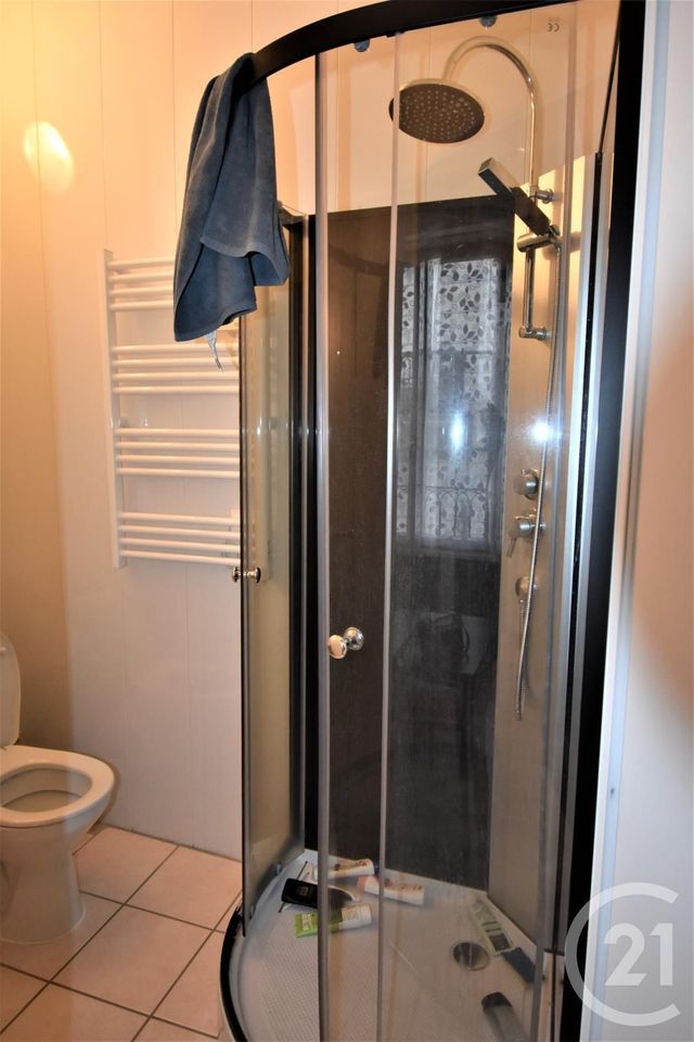 Appartement T2 &agrave; louer - 2 pi&egrave;ces - 25,51 m2 - Laval - 53 - PAYS-DE-LOIRE