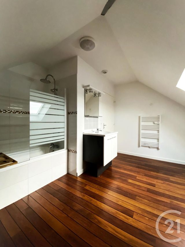 Appartement F2 &agrave; louer - 2 pi&egrave;ces - 35,69 m2 - Laval - 53 - PAYS-DE-LOIRE