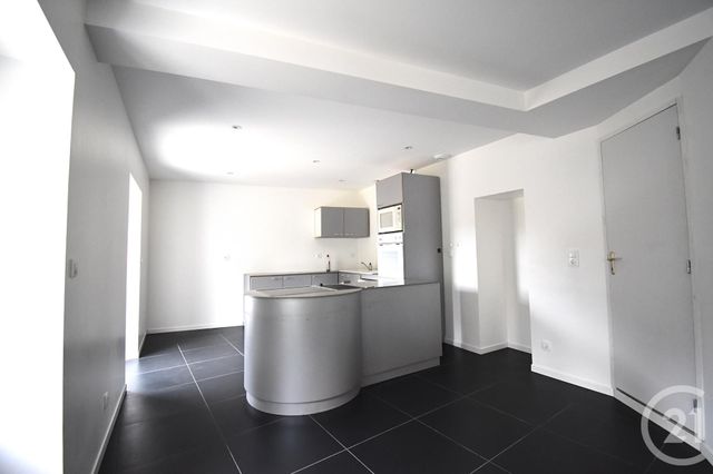 Maison &agrave; louer - 3 pi&egrave;ces - 86 m2 - Astille - 53 - PAYS-DE-LOIRE