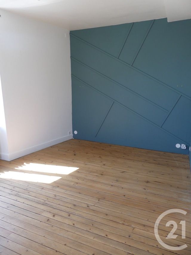 Maison &agrave; louer - 6 pi&egrave;ces - 155 m2 - Laval - 53 - PAYS-DE-LOIRE