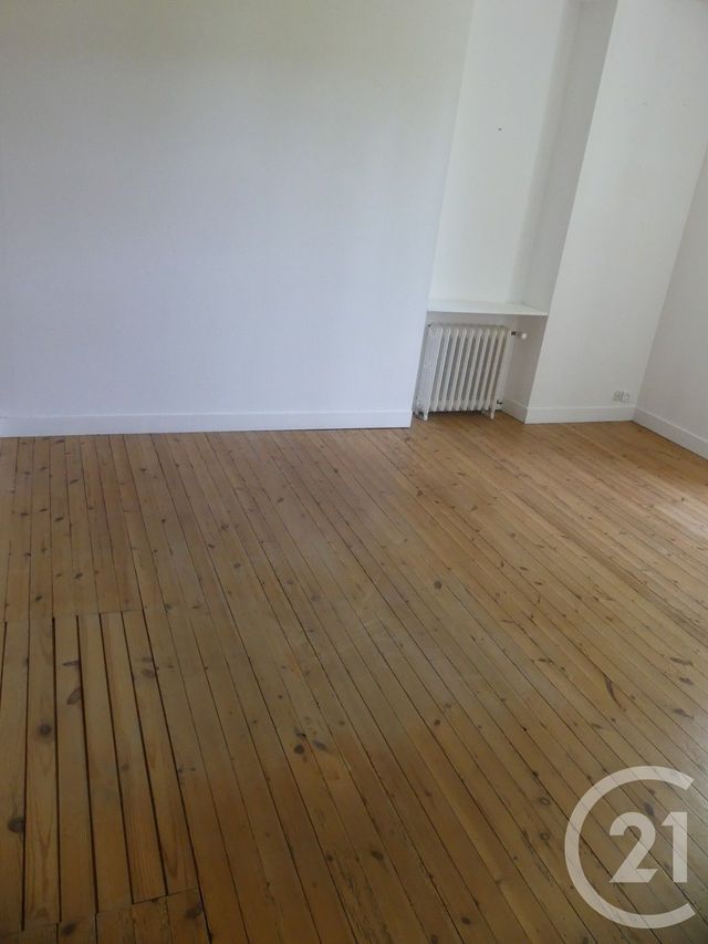 Maison &agrave; louer - 6 pi&egrave;ces - 155 m2 - Laval - 53 - PAYS-DE-LOIRE