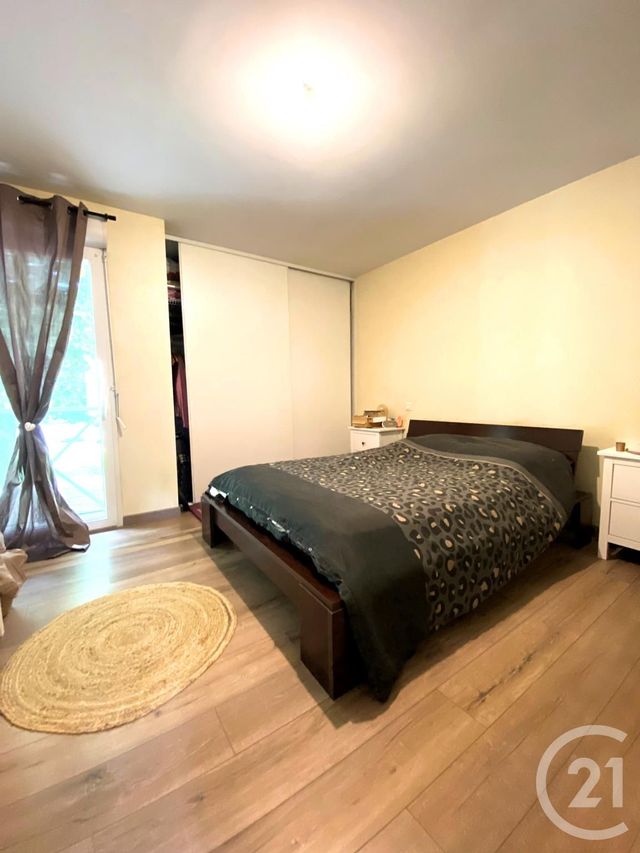 Appartement Duplex &agrave; louer - 3 pi&egrave;ces - 78,03 m2 - Laval - 53 - PAYS-DE-LOIRE