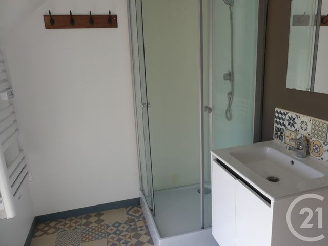 Maison &agrave; louer - 5 pi&egrave;ces - 115,61 m2 - Montjean - 53 - PAYS-DE-LOIRE